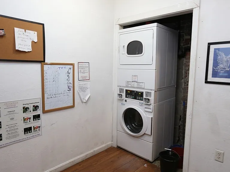 257 Pleasant St #8 — Photo 19