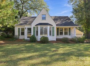 2205 Pennsylvania Ave, Kannapolis, NC 28083