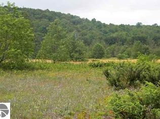 W Echo Valley Rd, Empire, MI 49630