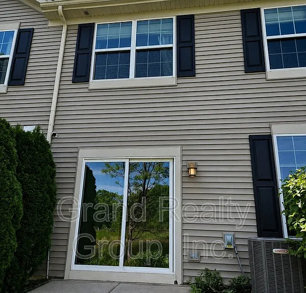 376 S Jade Ln — Photo 18