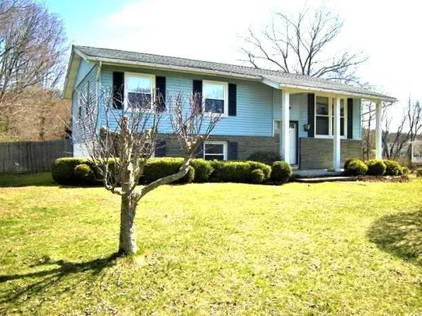 418 SEPASCO CENTER Street, Rhinebeck, NY 12572