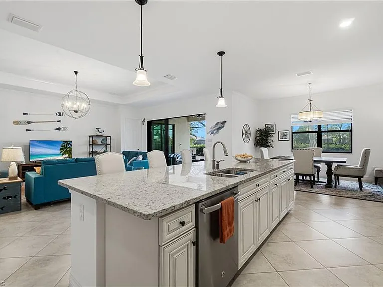 28086 Kerry Ct — Photo 14