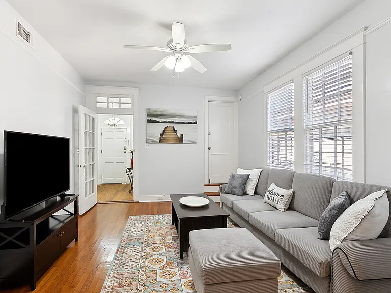 2209 Broadway St — Photo 7