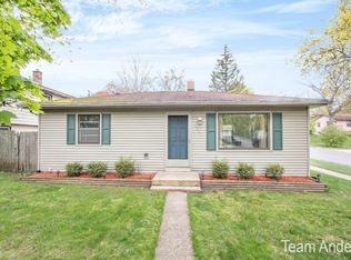 3501 Heron Ave SW, Wyoming, MI 49509