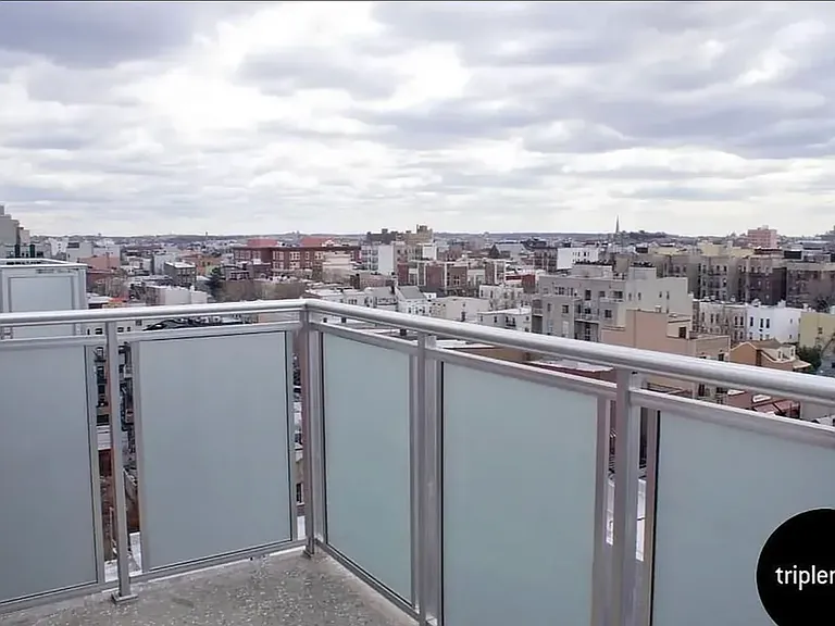 240 Meeker Ave #45 — Photo 6