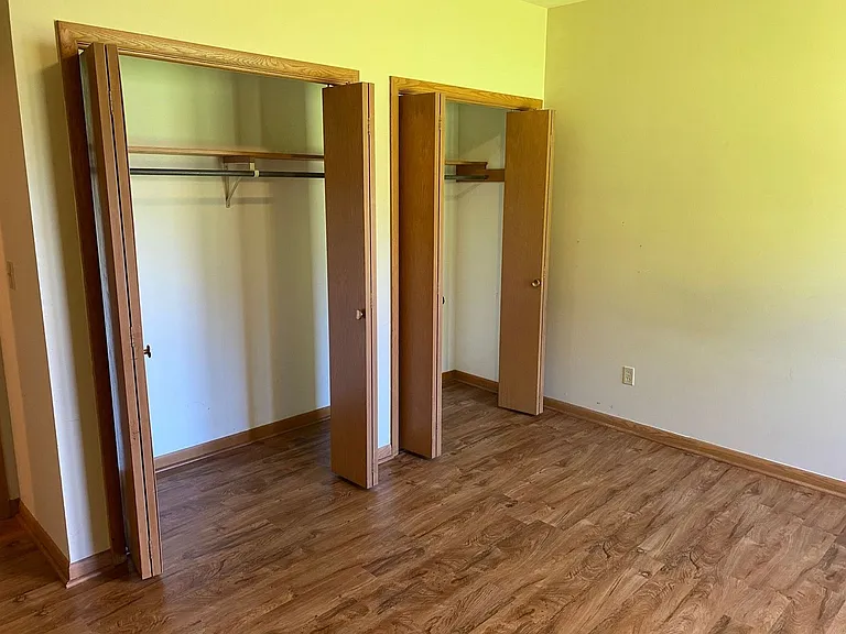 602 W Strowbridge St — Photo 11