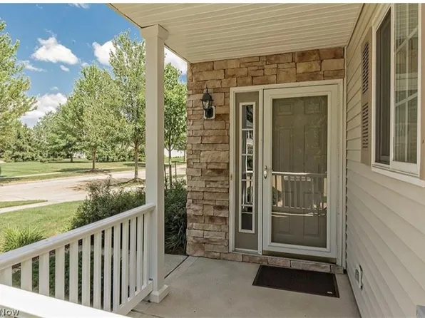 5616 S Greenway Ct #13-F, Highland Heights, OH 44143