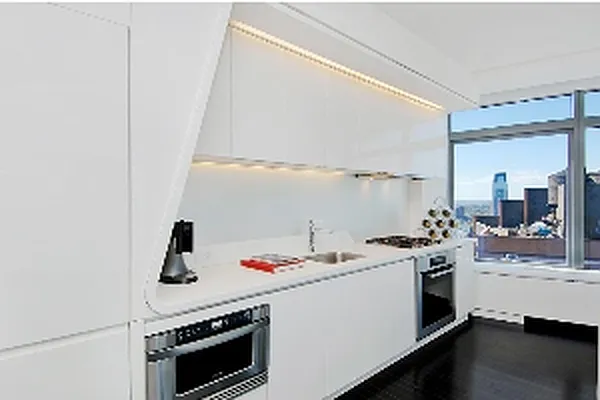 Sold by Corcoran | media 14