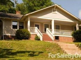 396 New Haw Creek Rd, Asheville, NC 28805