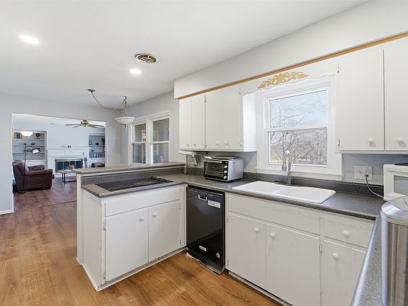 3rd image of 1847 NW 80th Pl