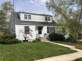 116 Crestview Rd, Fords, NJ 08863