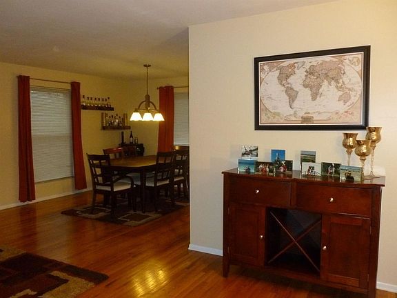 5th image of 3665 Oakmeadow Ln
