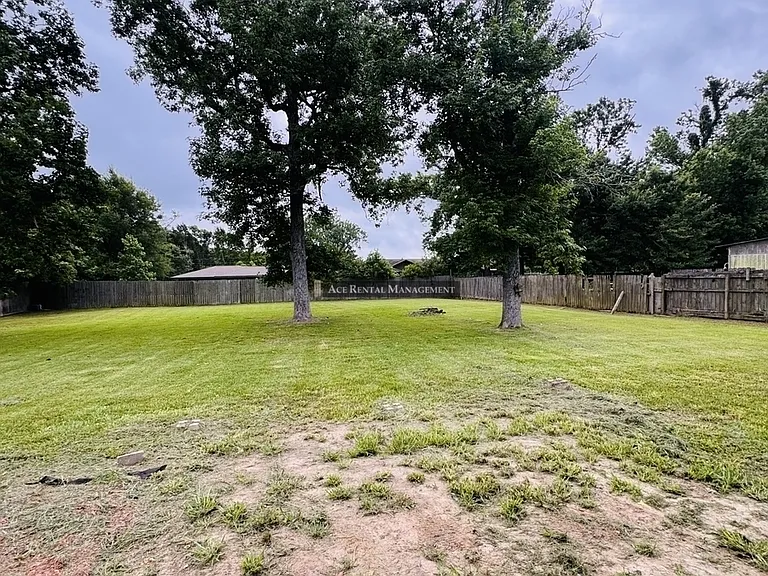455 Holly St — Photo 12