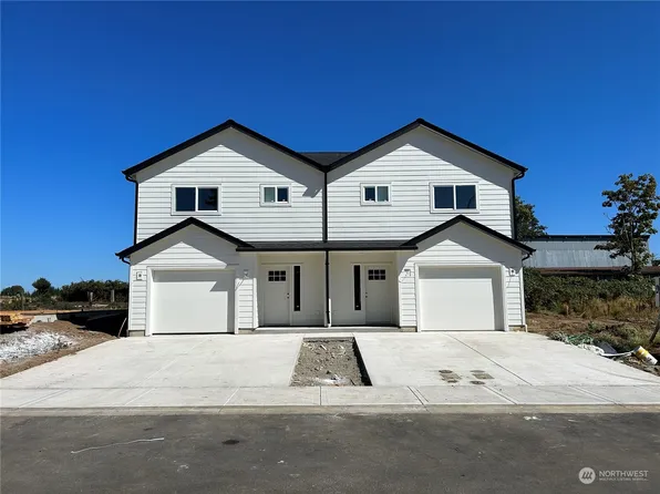 1006 Peach Road #A&B, Winlock, WA 98596