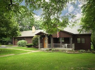 28W125 Jefferson St, Warrenville, IL 60555