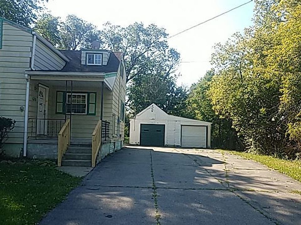 2nd image of 6701 Elsa Pl