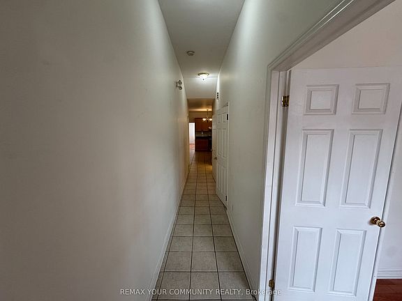 3rd image of 151 Dovercourt Rd
