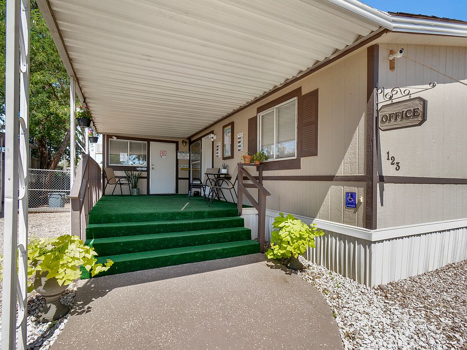 Paradise Groves Manufactured Home Community Apartment Rentals