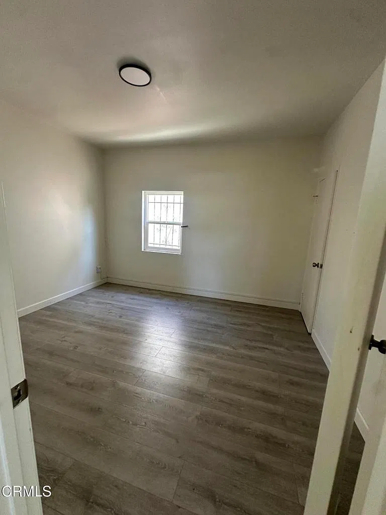 3 bed, 2.0 bath, 810 sqft, $2,625 — Photo 3