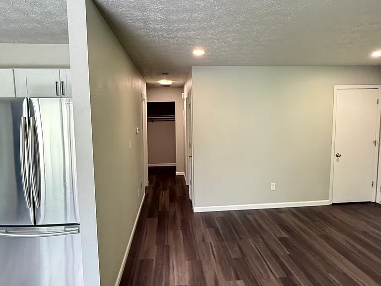 601 Cherry St #4 — Photo 6