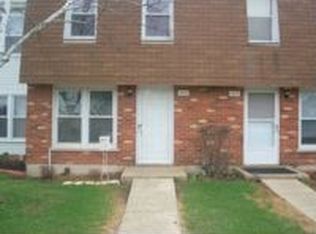 1656 Shamrock Ct, Aurora, IL 60505