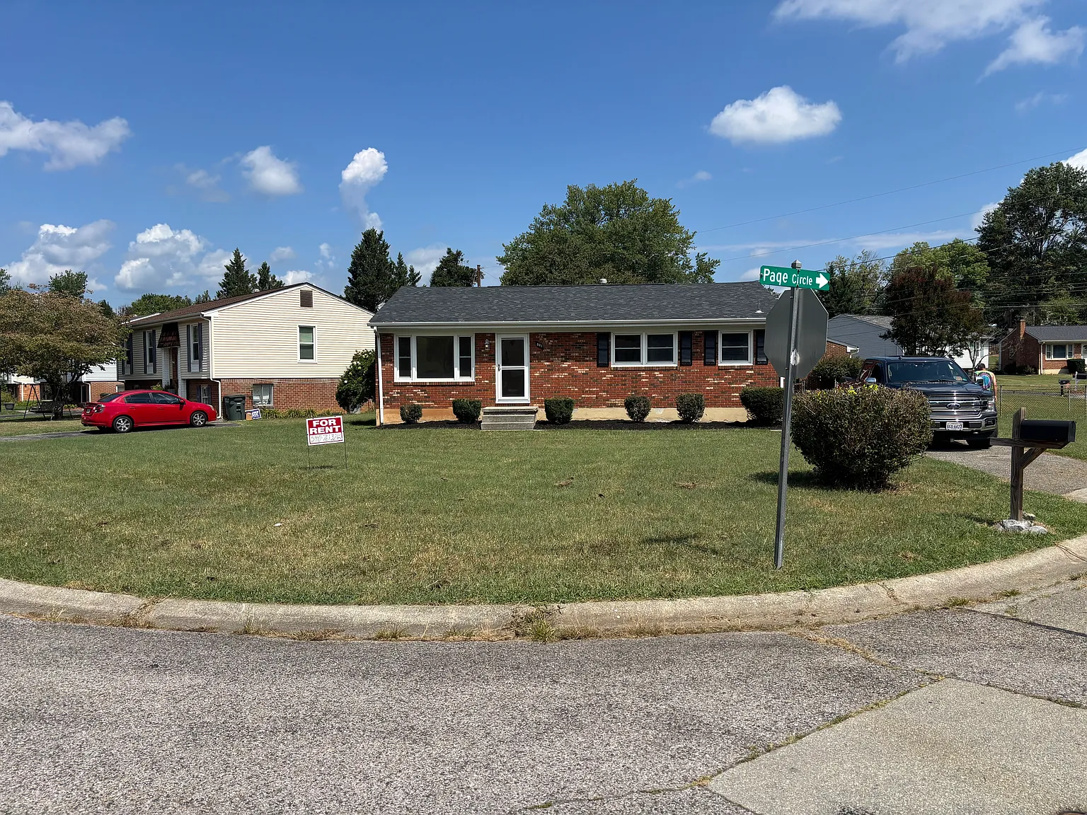 3 bed, 1250 sqft, $1,600 — Photo 3