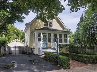 938 Summit St, Downers Grove, IL 60515