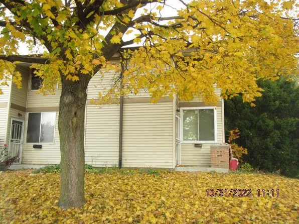 8889 North Swan ROAD #K, Milwaukee, WI 53224