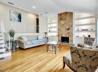 49 Christy Ln, Springfield, NJ 07081