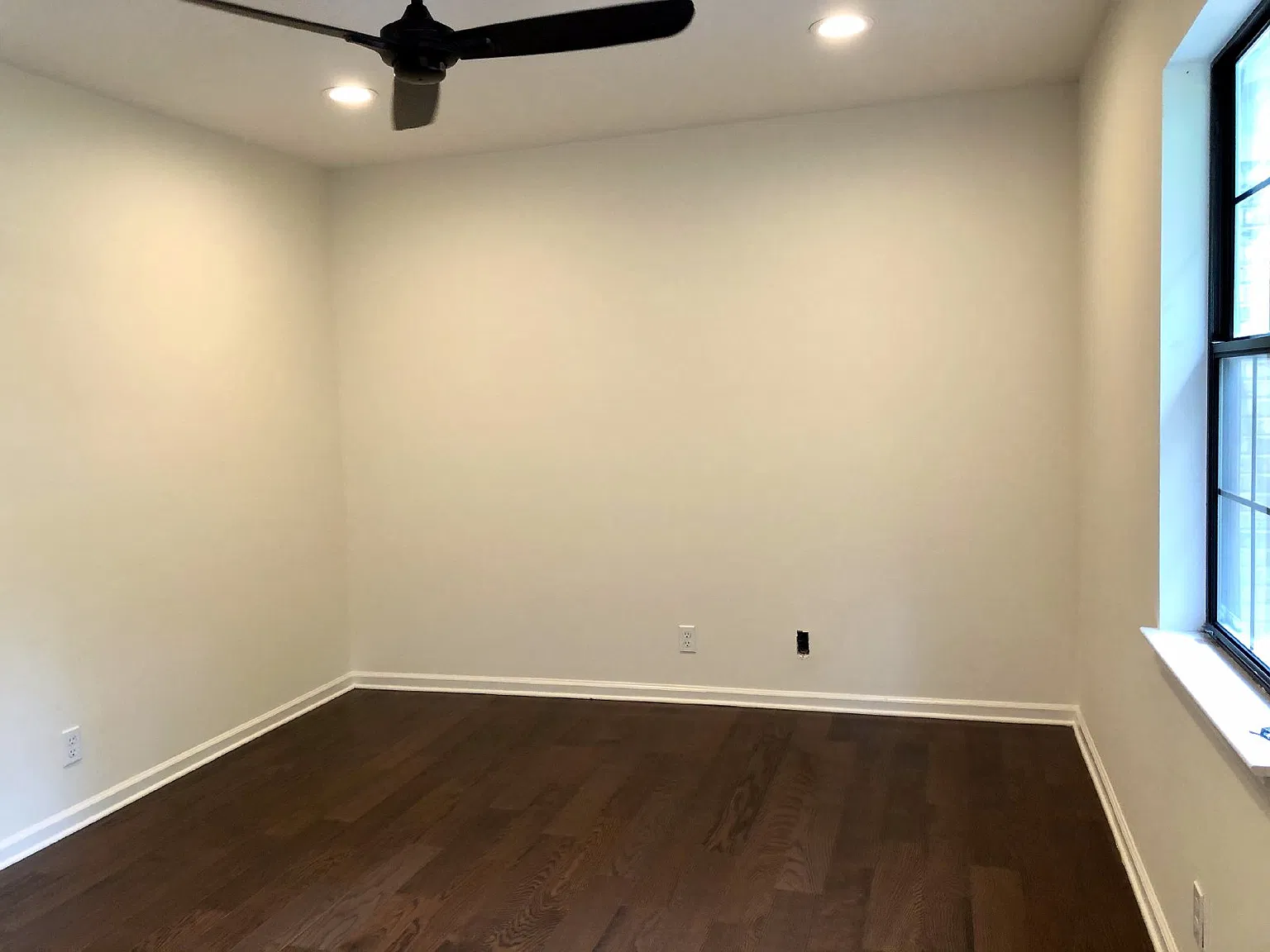 2 bed, 1.5 bath, 1116 sqft, $1,800 — Photo 4