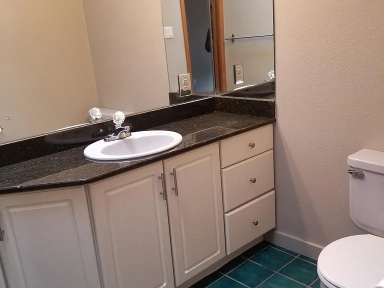 2nd bathroom from bedroom