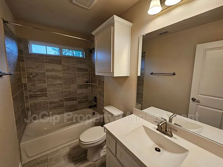 4318 Egret Ct — Photo 47