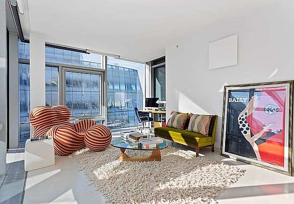 5th image of 100 11th Ave APT 6D