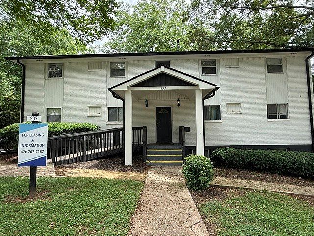 1st image of 237 Kirkwood Rd