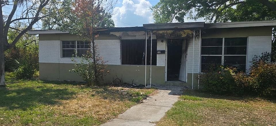 1st image of 2401 17TH AVENUE S