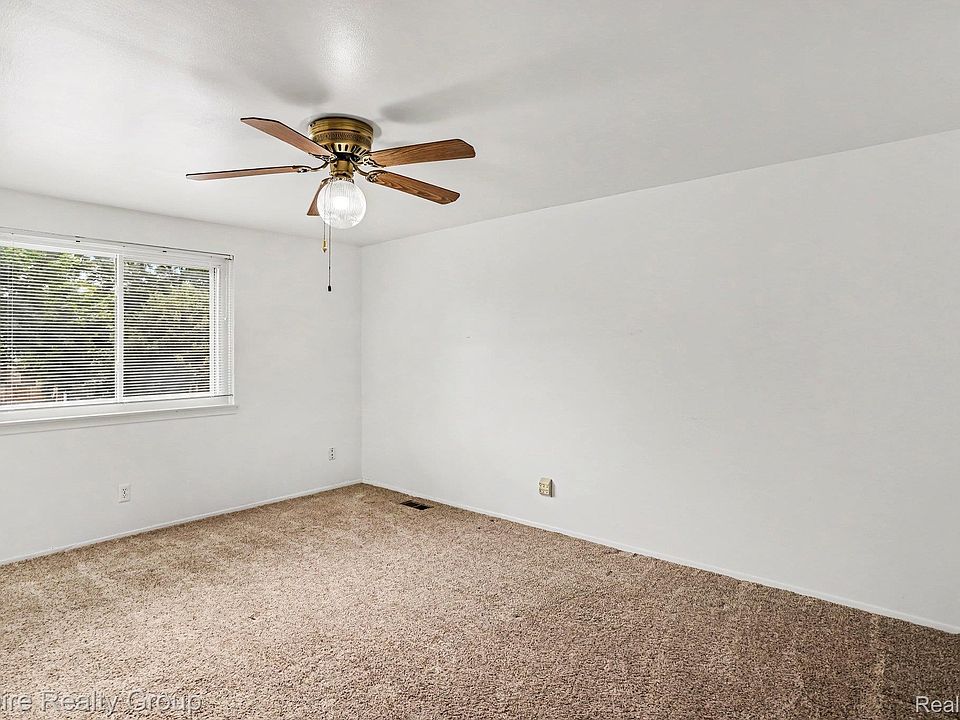 1373 Stonetree Dr, photo 20