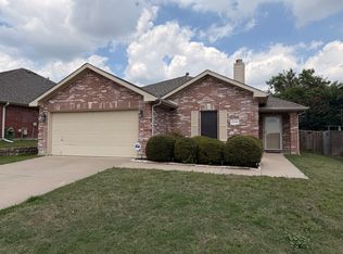 6744 Geyser Trl, Watauga, TX 76137