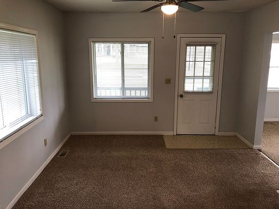 3rd image of 816 Oswego St