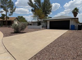 1019 E Rowlands Ln, Phoenix, AZ 85022