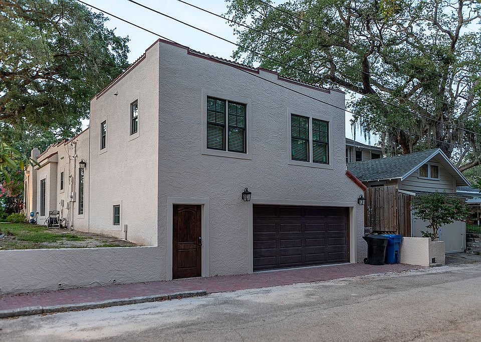 2nd image of 136 20th Ave N
