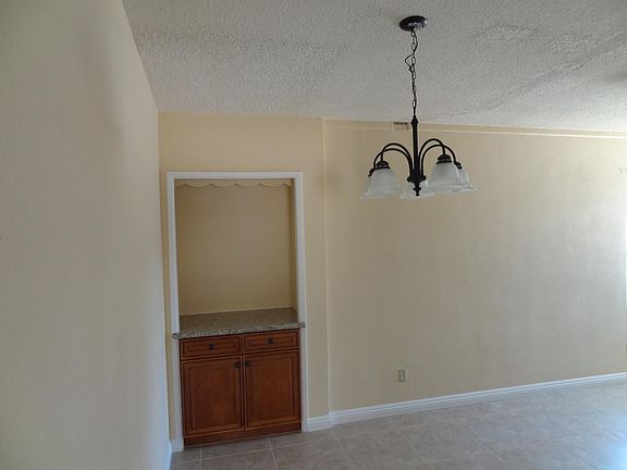 5th image of 304 Minnesota Ave