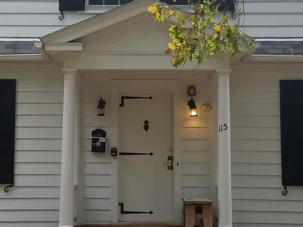 115 Llenroc Ct, Ithaca, NY 14850