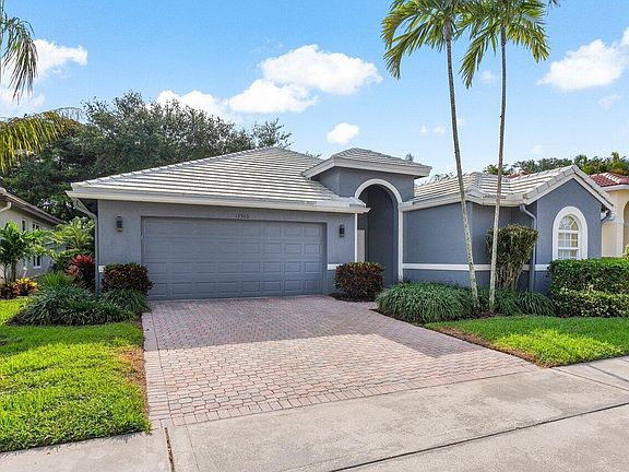 4th image of 13500 Carrick Green Court