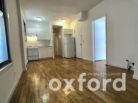 Rented by Oxford Property Group | media 13