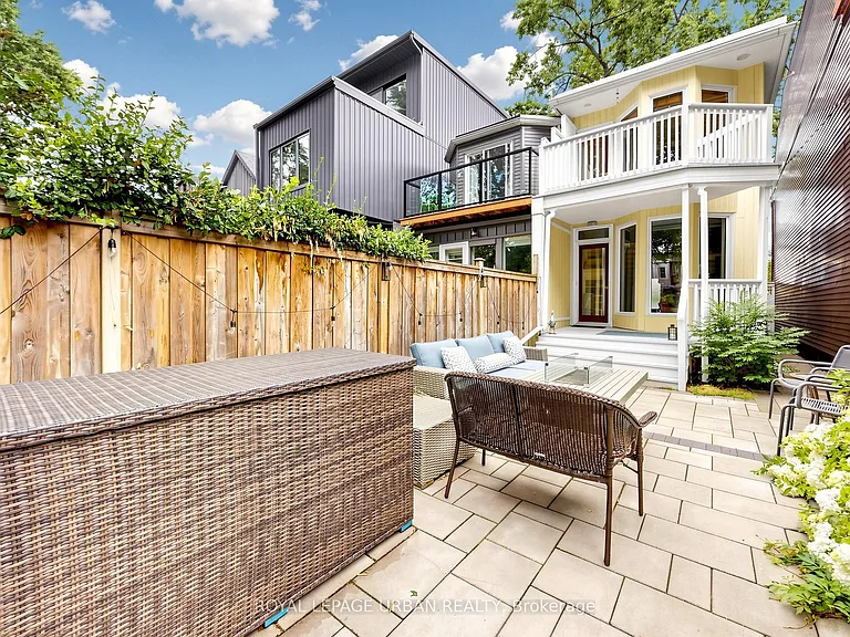 24 Cavell Ave — Photo 23
