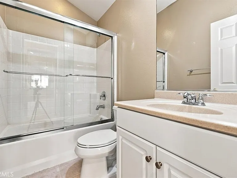 24939 Coral Canyon Rd — Photo 37