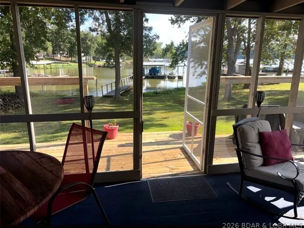 3386 Dogwood Dr, Stover, MO 65078