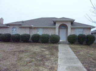 1733 Gentry St, Lancaster, TX 75134