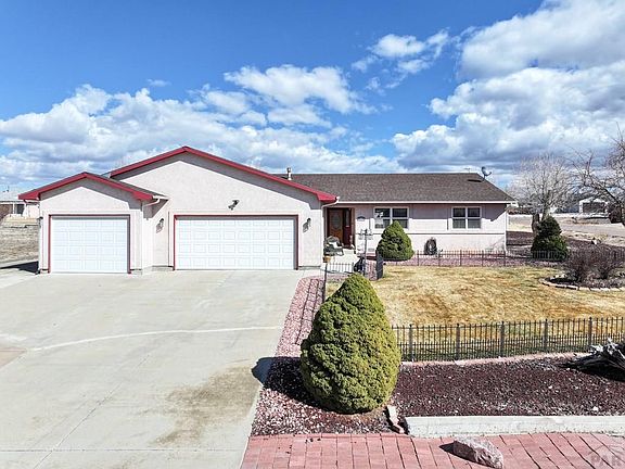 2nd image of 107 W Blakeland Dr