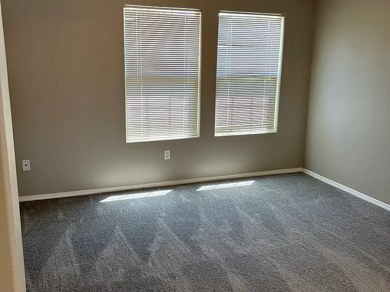 Butch Cassidy Dr SW — Photo 14